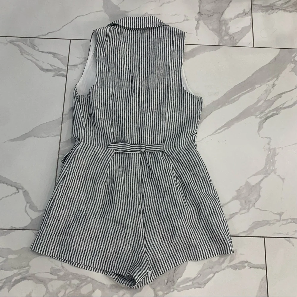 Reformation Romper 6 Linen In Vineyard Stripped Button Front Adjustable waist